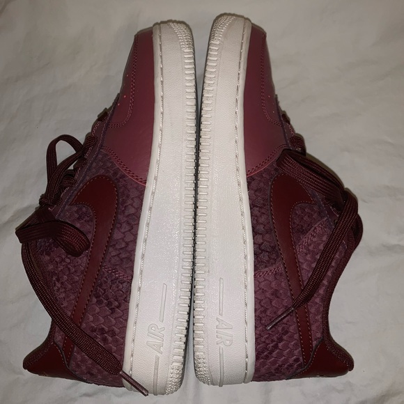 Nike custom Air Force 1 snake skin - Picture 2 of 2